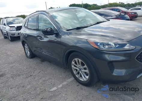 2020 Ford Escape Se z USA, uszkodzony, nr VIN 1FMCU0G60LUA08619